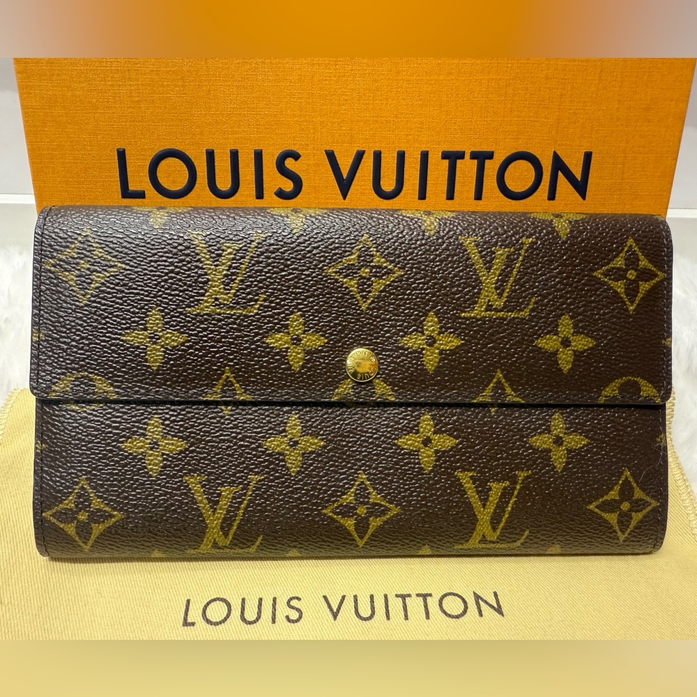 LOUIS VUITTON-TN4101 Full Wallet Monogram Canvas (EY initials)